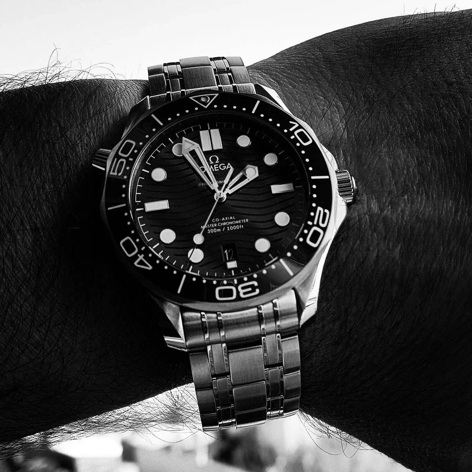 Ω Seamaster Professional Diver 300M Co-Axial Master Chronometer 42mm Blue (B&W).webp