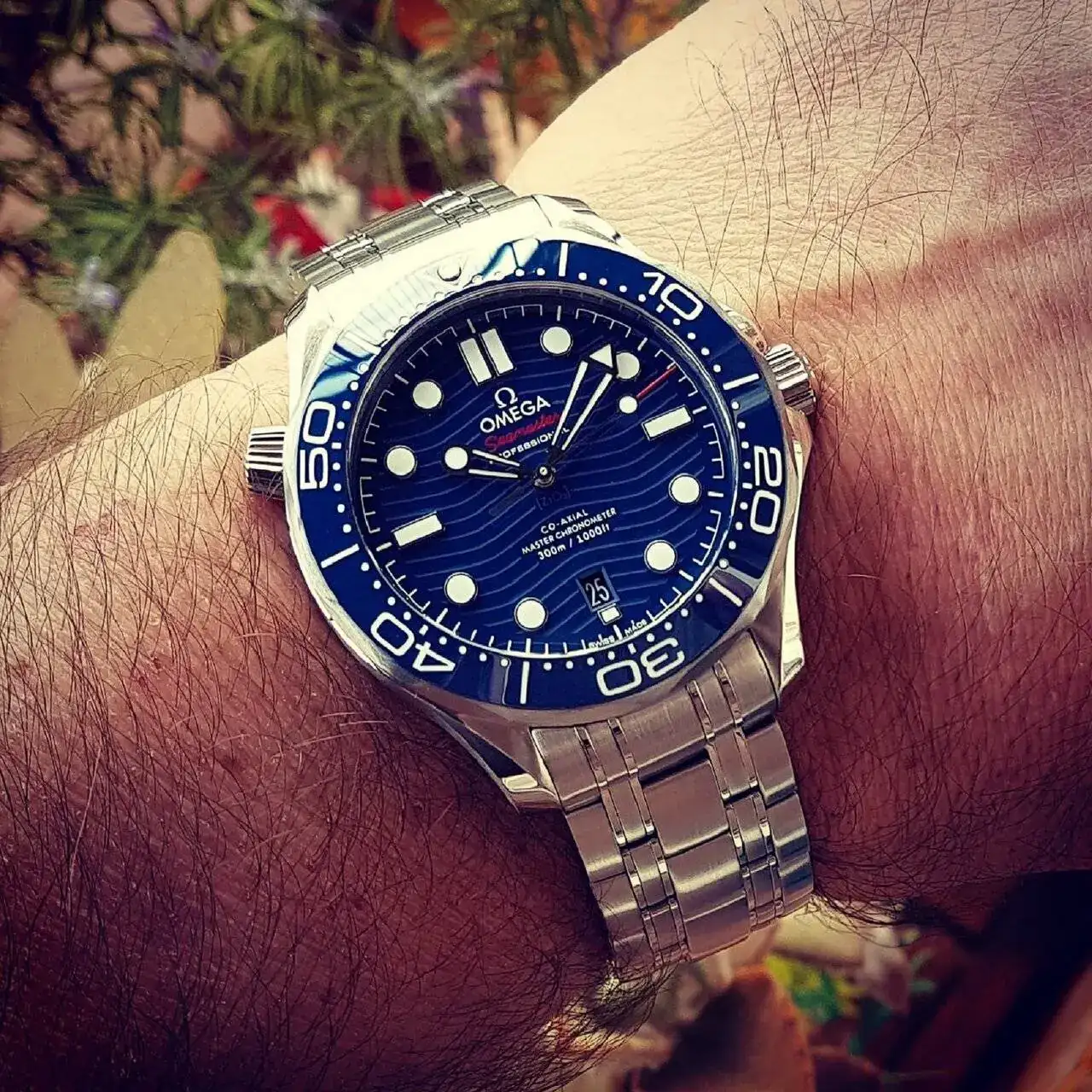 Ω Seamaster Professional Diver 300M Co-Axial Master Chronometer 42mm Cal. 8800 Blue (1).webp