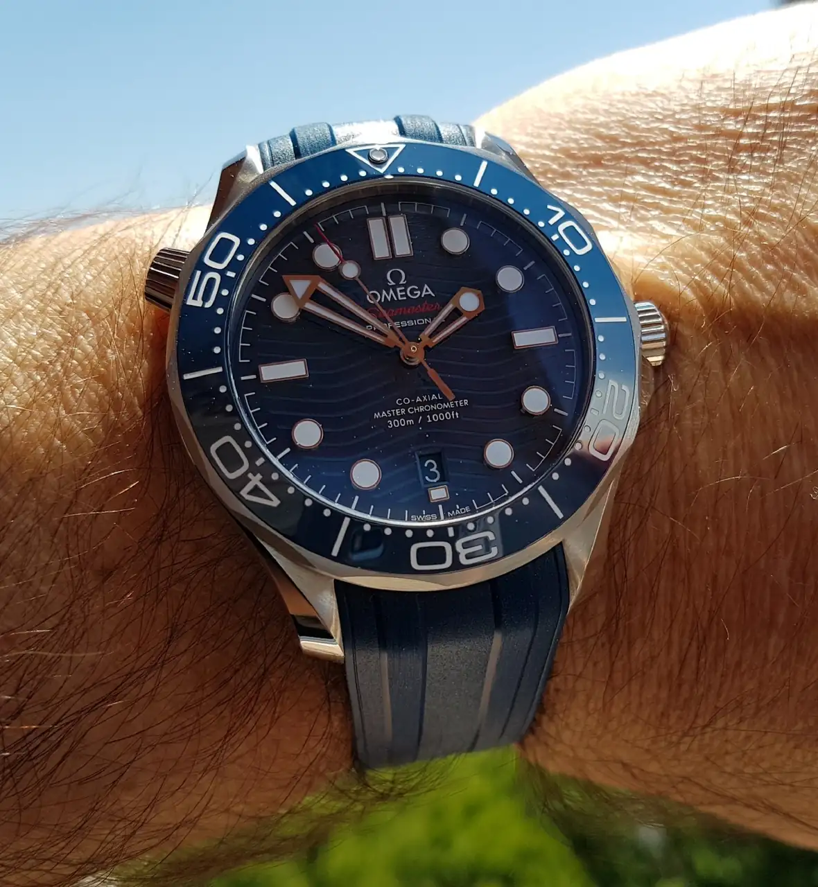 Ω Seamaster Professional Diver 300M Co-Axial Master Chronometer 42mm Cal. 8800 Blue (1).webp