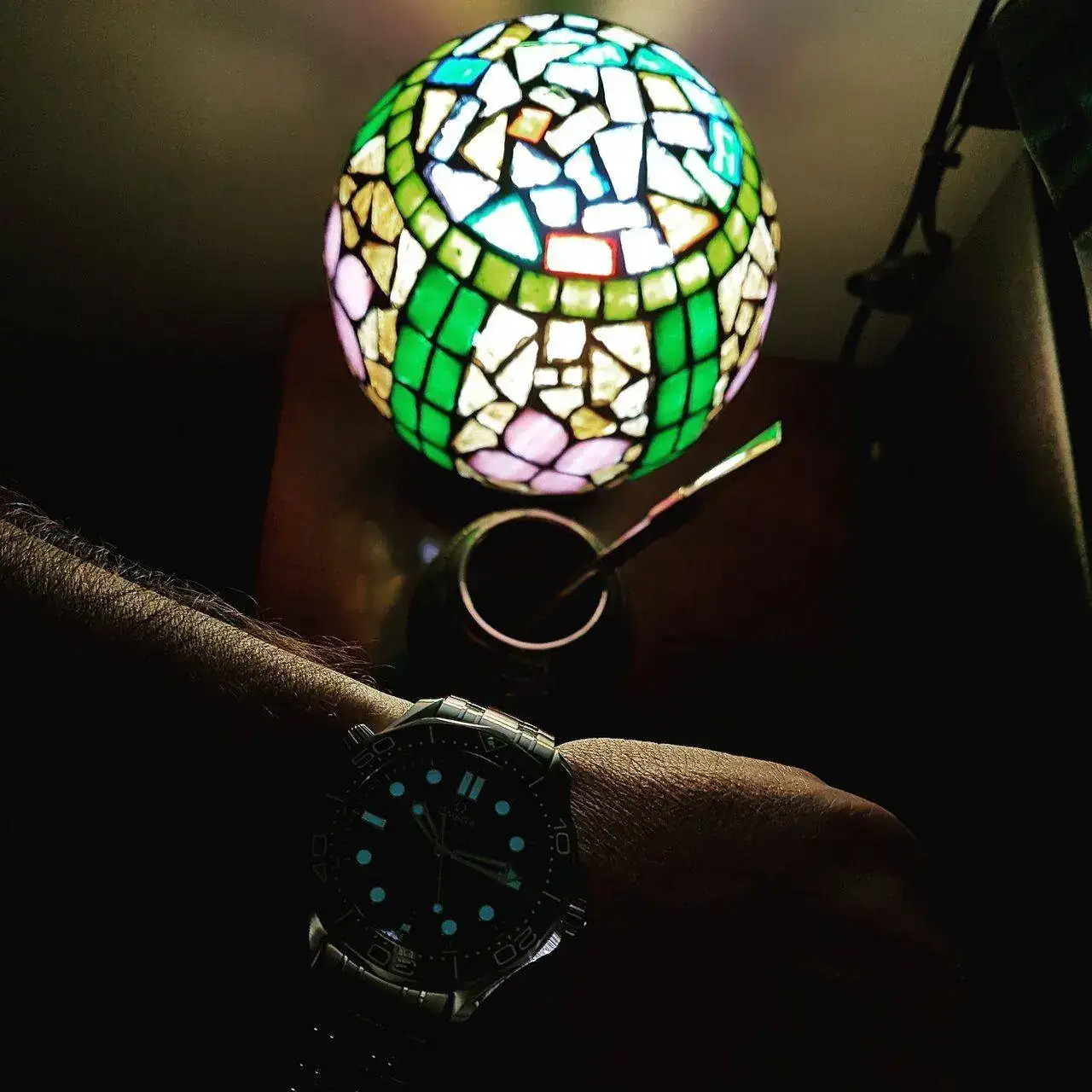 Ω Seamaster Professional Diver 300M Co-Axial Master Chronometer 42mm Cal. 8800 Blue (2).jpg