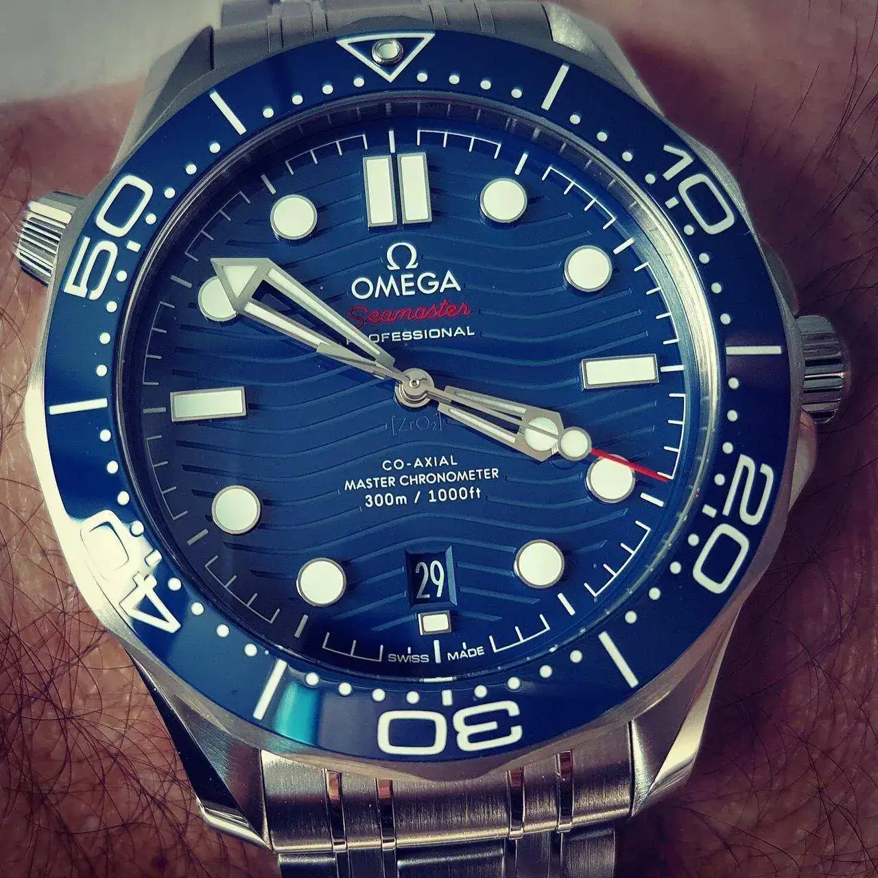 Ω Seamaster Professional Diver 300M Co-Axial Master Chronometer 42mm Cal. 8800 Blue (2).webp