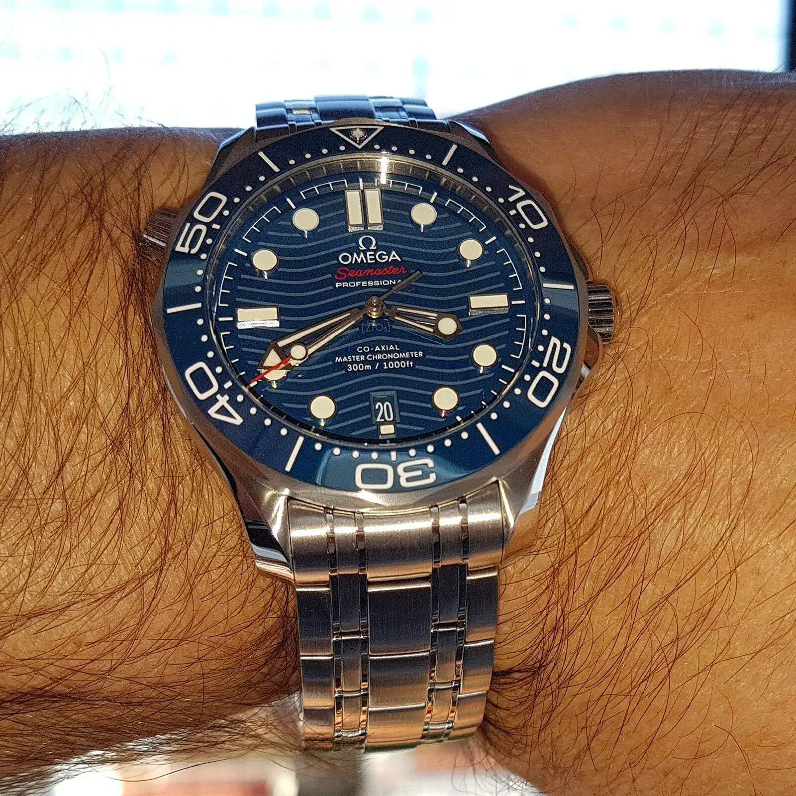 Ω Seamaster Professional Diver 300M Co-Axial Master Chronometer 42mm Cal. 8800 Blue (3).webp