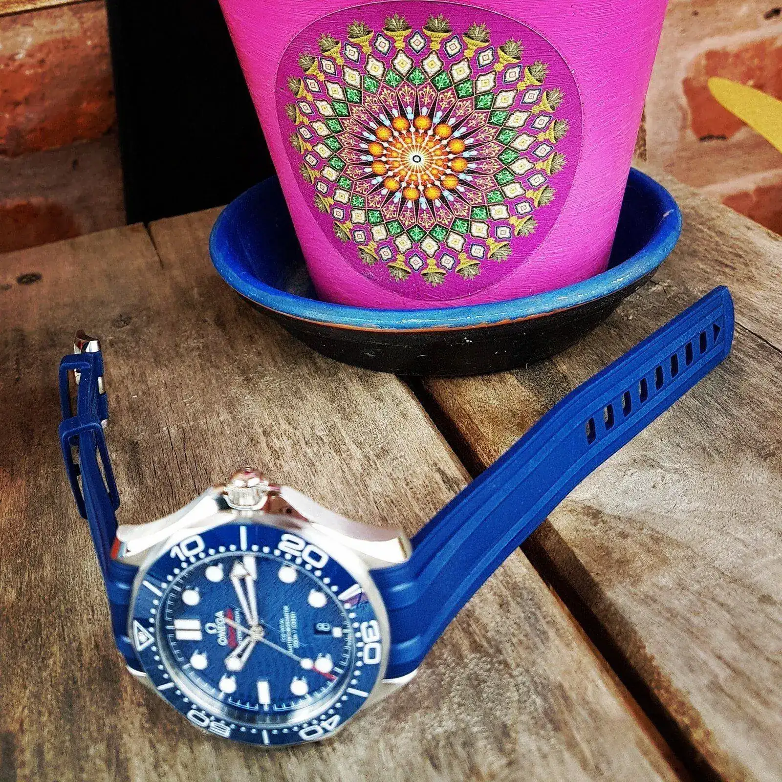 Ω Seamaster Professional Diver 300M Co-Axial Master Chronometer 42mm Cal. 8800 Blue (4).jpg