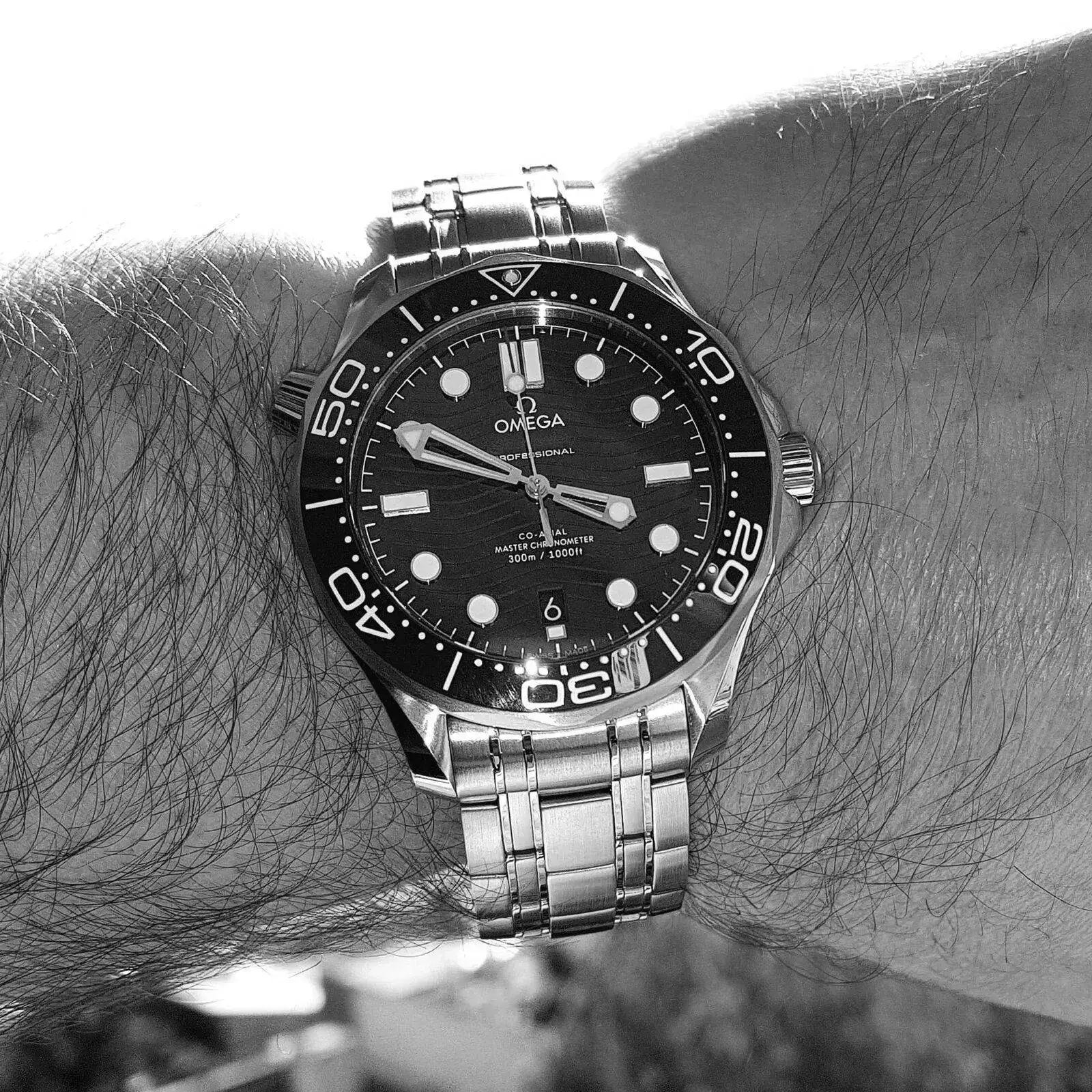 Ω Seamaster Professional Diver 300M Co-Axial Master Chronometer 42mm Cal. 8800 Blue (B&W).webp