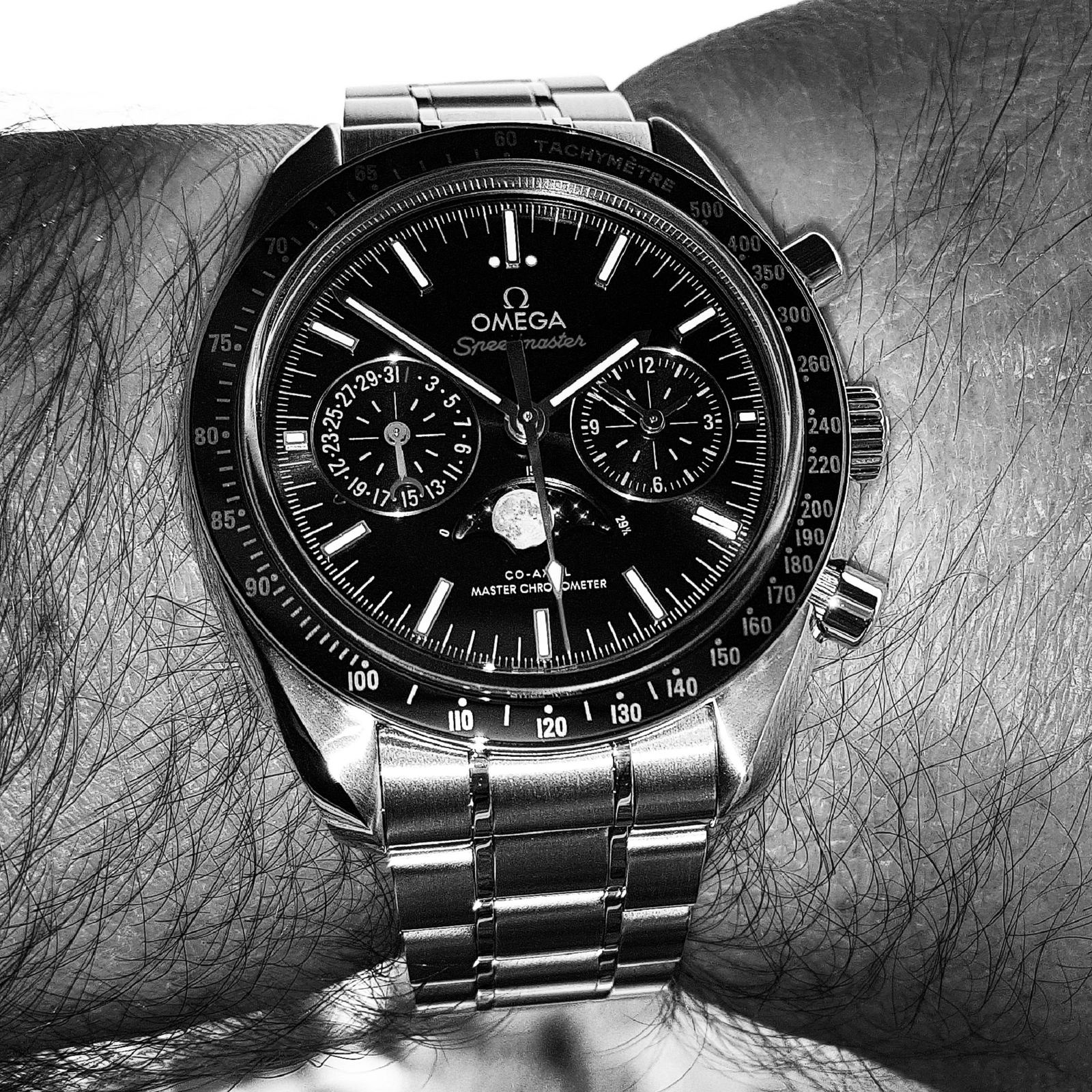 Ω Speedmaster Moonphase Co-Axial Master Chronometer Chronograph 44.25mm Cal.9904 (5).webp