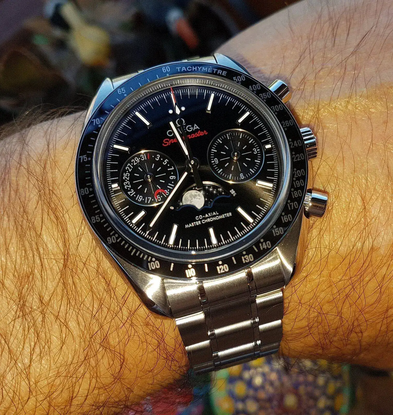 Ω Speedmaster Moonphase Co-Axial Master Chronometer Chronograph 44.25mm Cal 9904.jpg