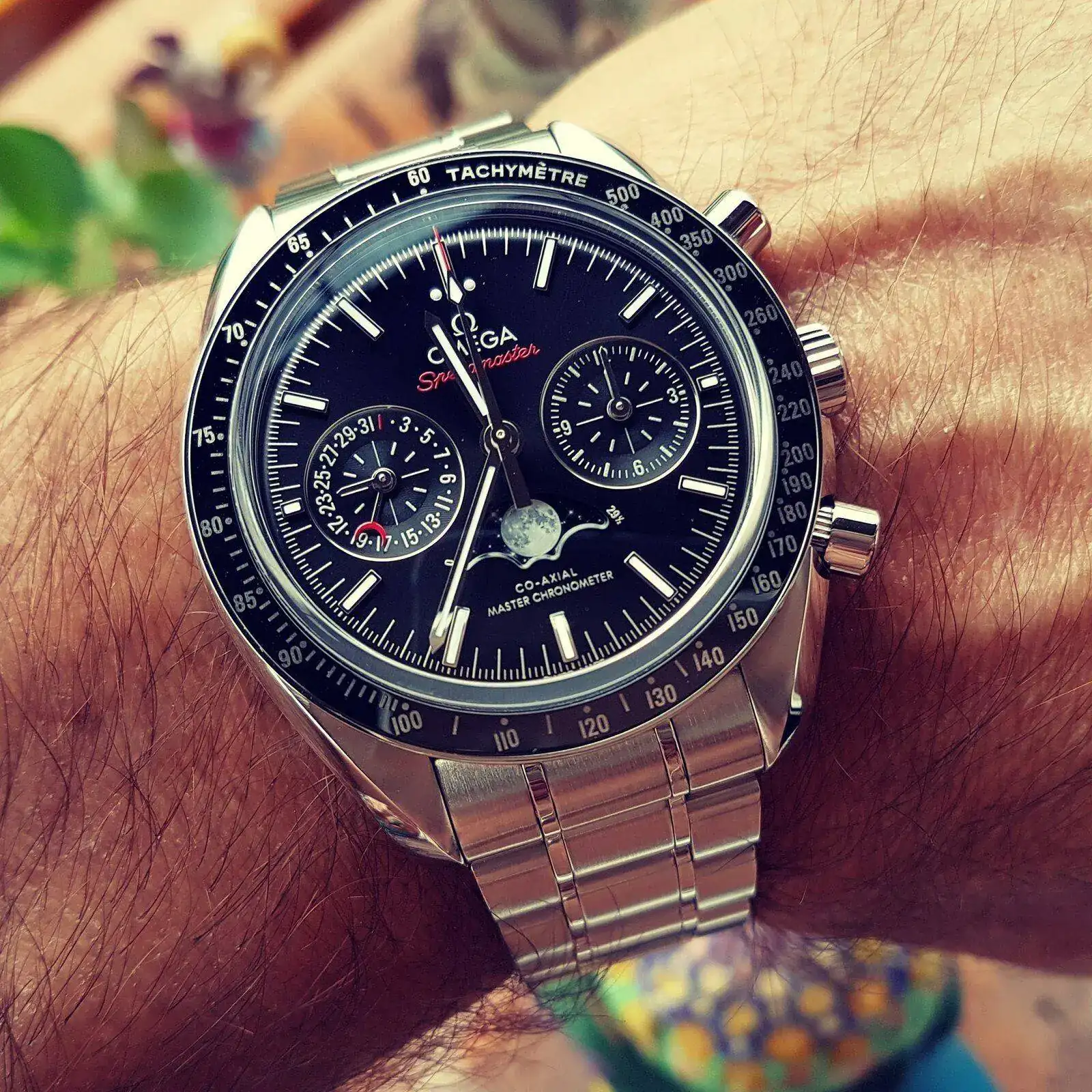 Ω Speedmaster Moonphase Co-Axial Master Chronometer Chronograph 44.25mm Cal.9904.webp