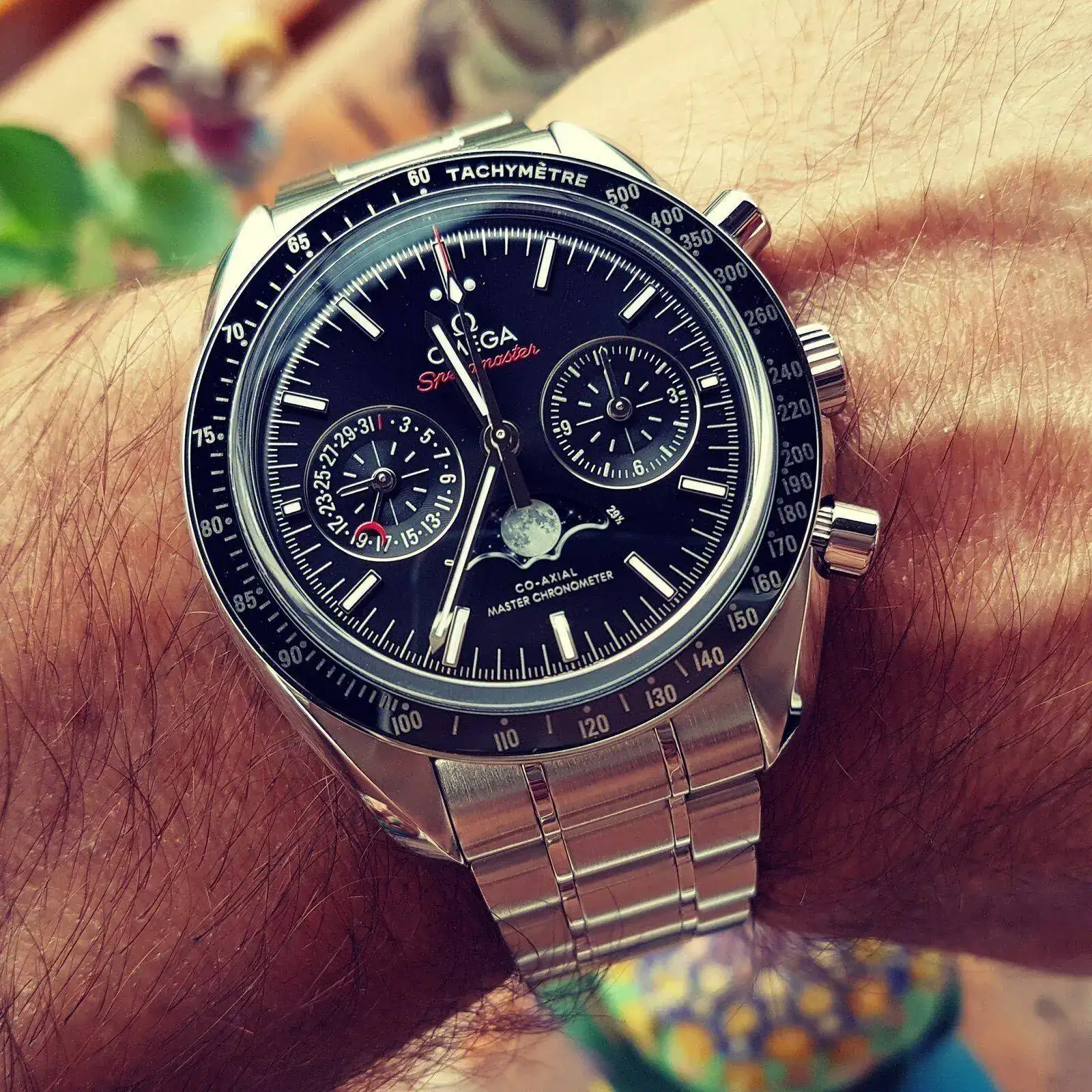 Ω Speedmaster Moonphase Co-Axial Master Chronometer Chronograph 44.25mm Cal.9904.webp