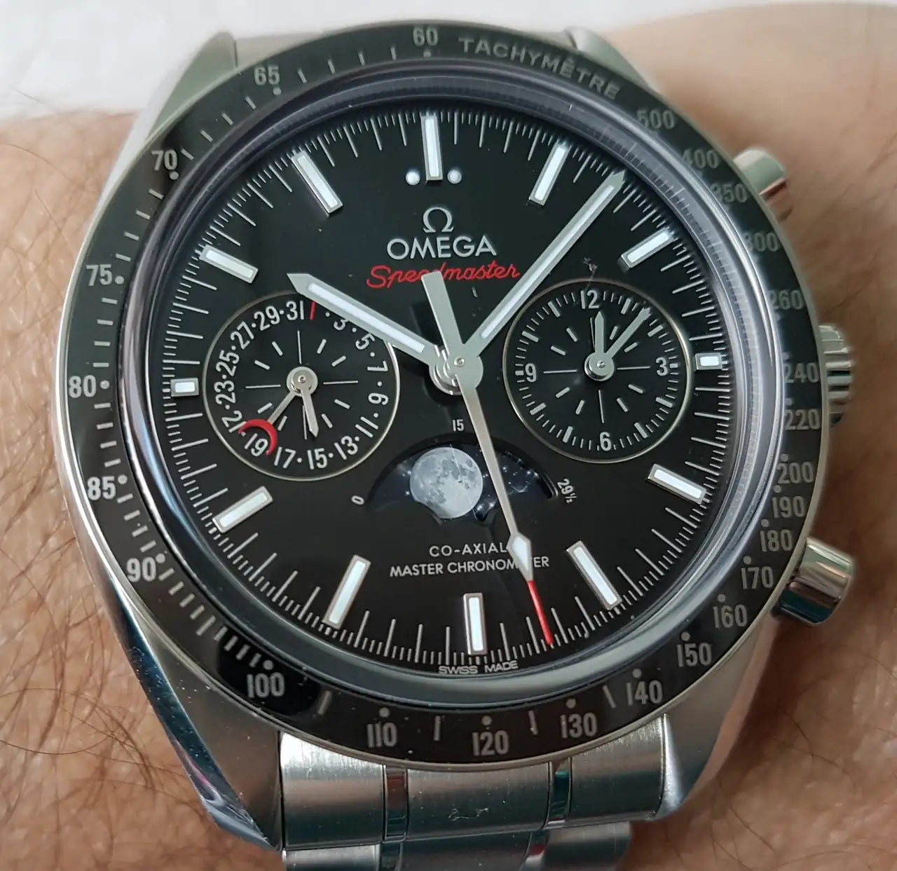 Ω Speedmaster Moonphase Co-Axial Master Chronometer Chronograph 44.25mm Cal.9904.webp