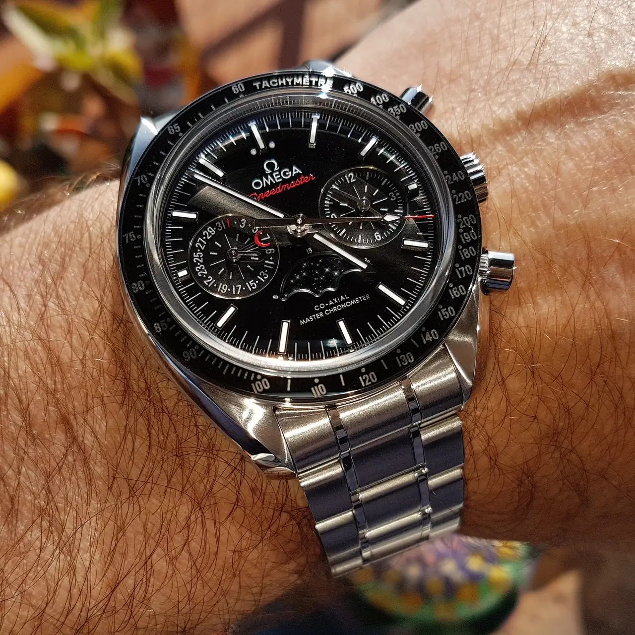 Ω Speedmaster Moonphase Co-Axial Master Chronometer Chronograph 44.25mm Cal.9904.webp