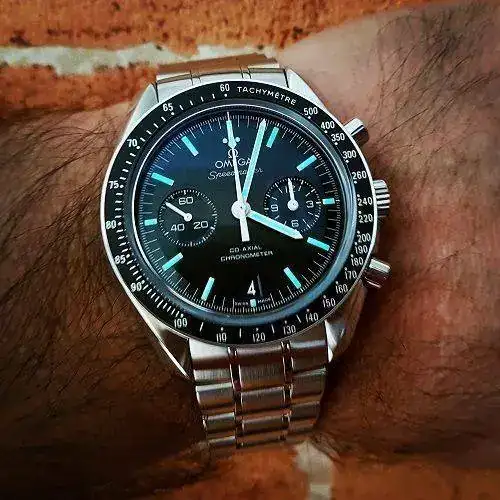 Ω Speedy Moon Co-Axial 44mm.webp