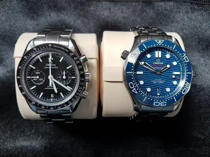 Ωs Speedmaster Moonwatch & Seamaster Diver 300M Co-Axials.jpg