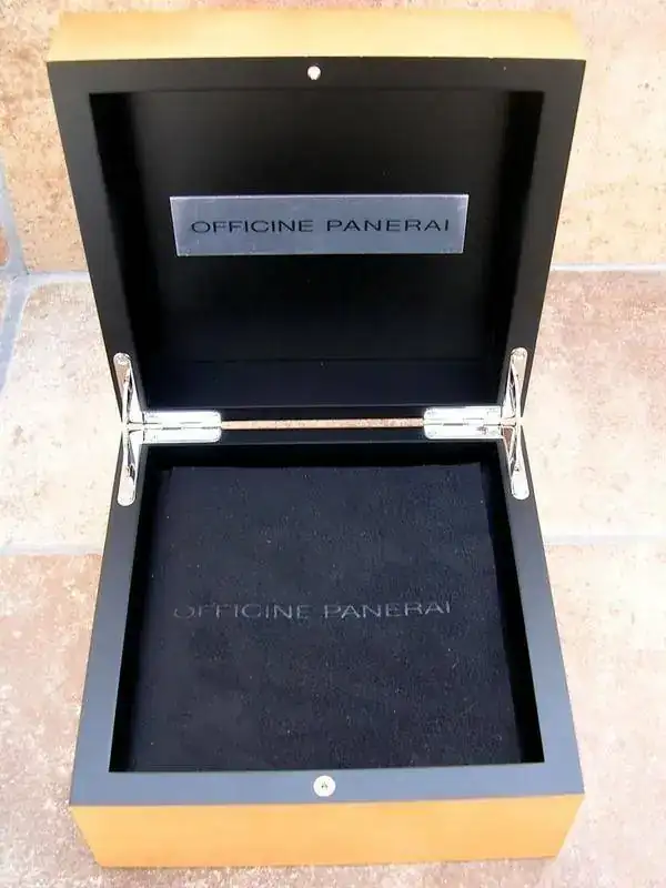 0-CAJA-PANERAI-3.webp