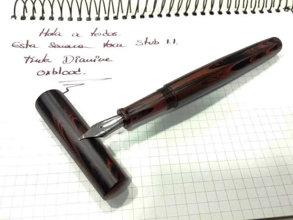 0 pluma de la semana.webp