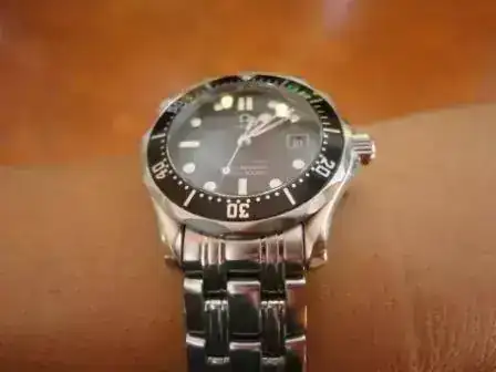 002bond.webp