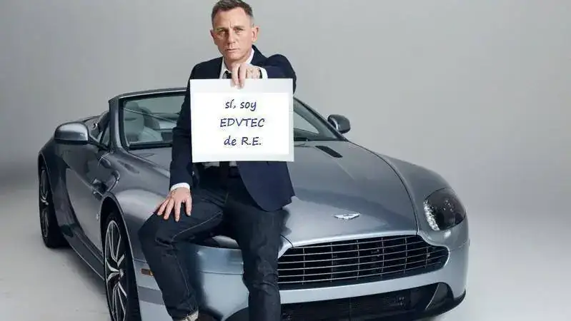 007 Aston.webp