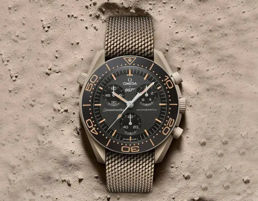 007-MoonSwatch-2.webp