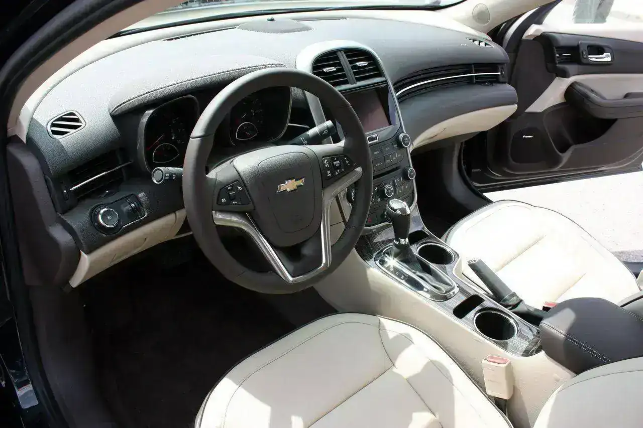 018-2014-chevy-malibu.webp
