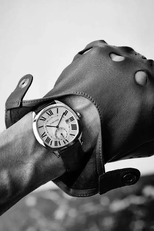 01_DRIVE_DE_%2BCARTIER.webp