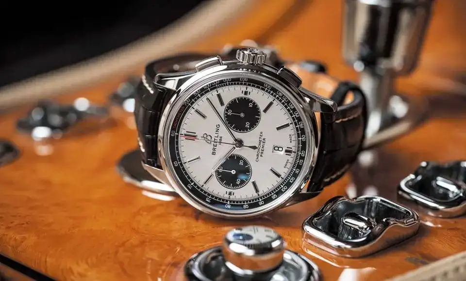 01_Premier_B01_Chronograph_42_with_silver_dial_and_black_alligator_leather_strap.jpg