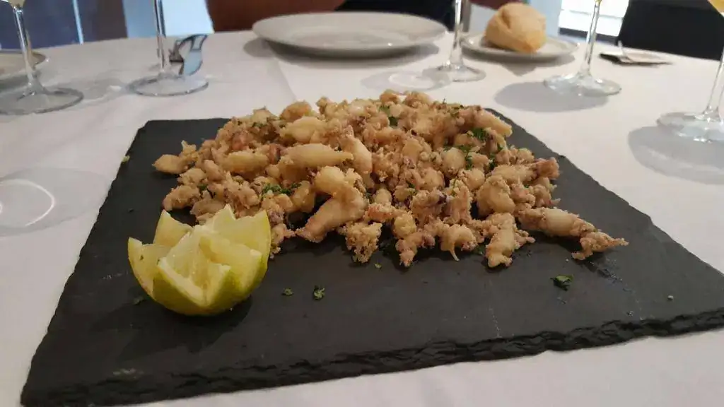 02 Comida chopitos.webp