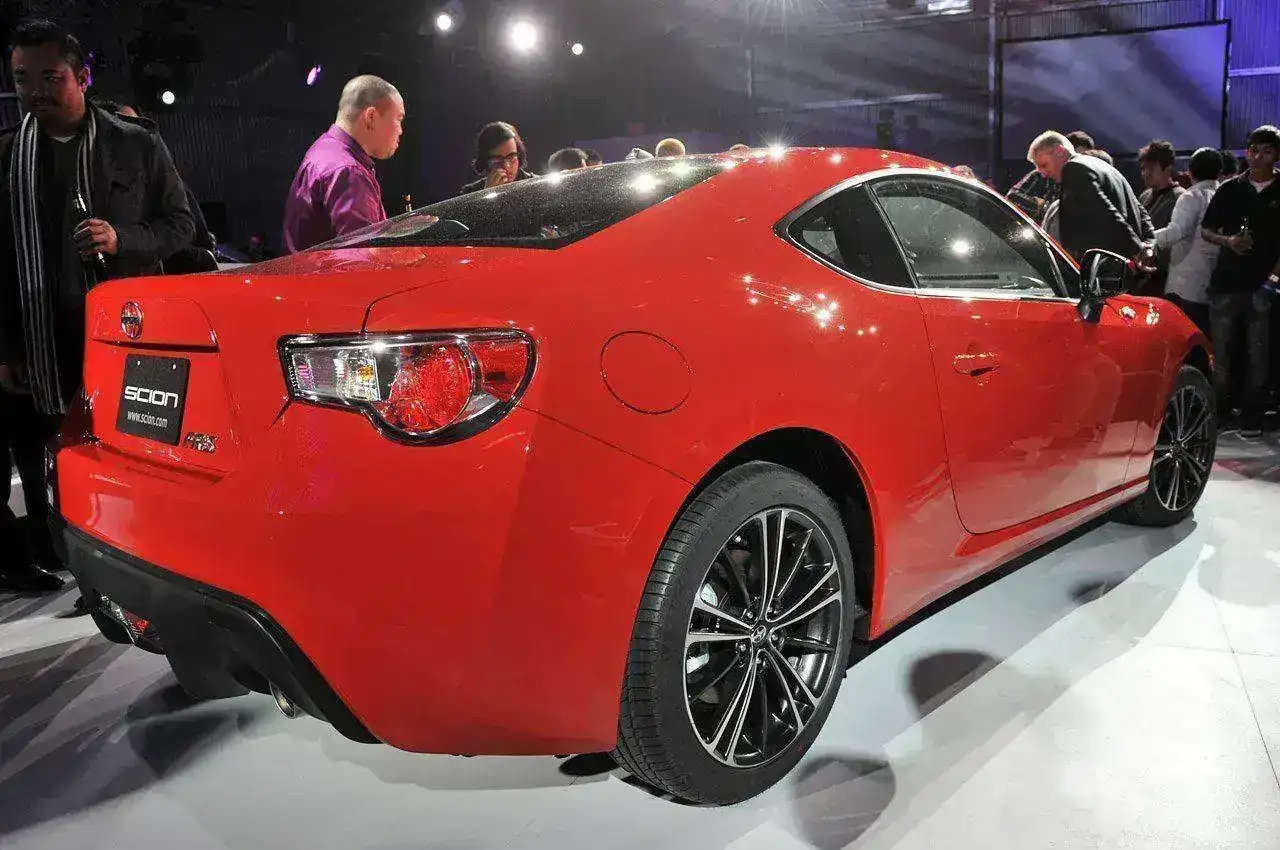 02-scion-fr-s-debut.webp