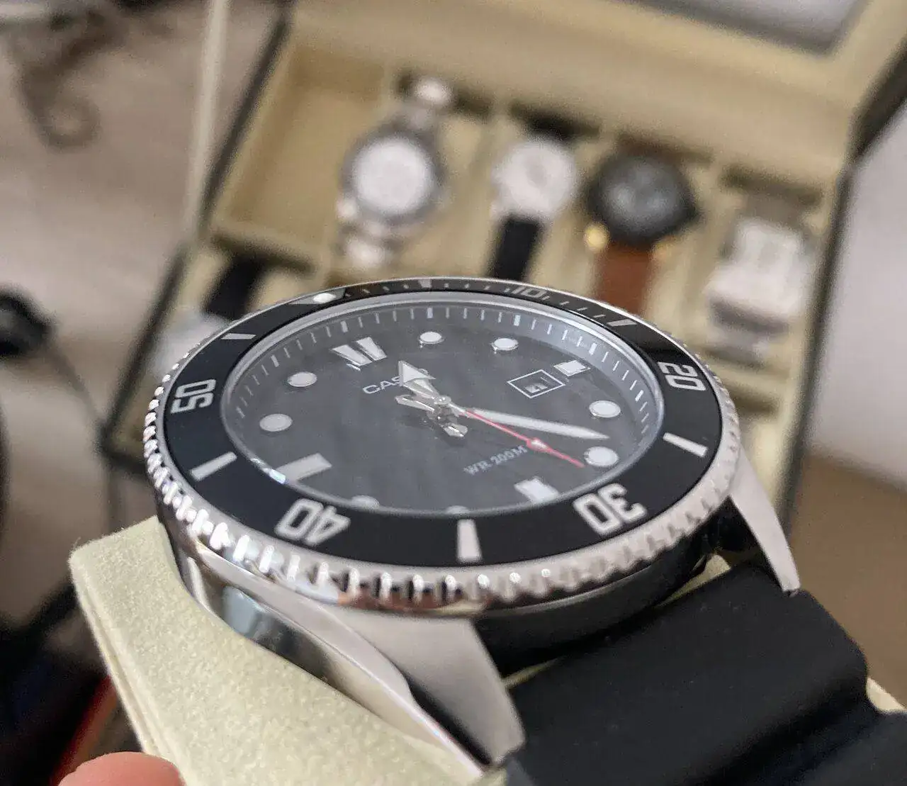 casio mdv106 vs seiko skx007