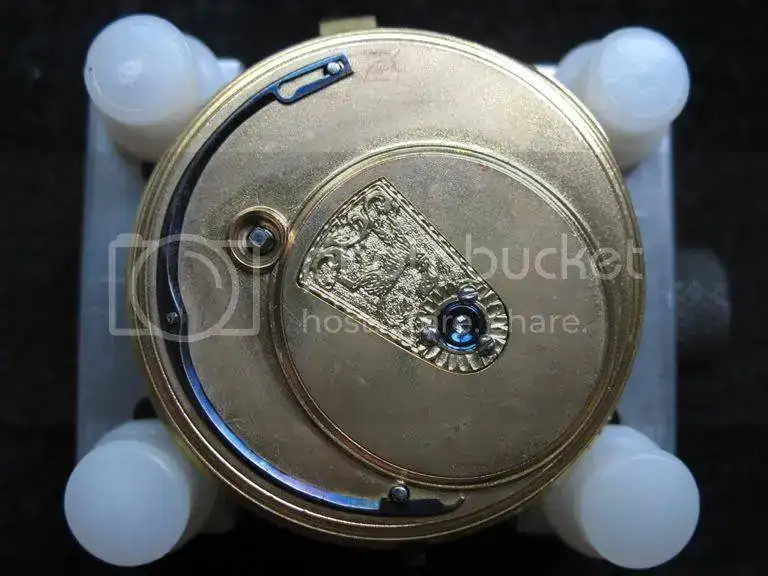 03_dust_cap.webp