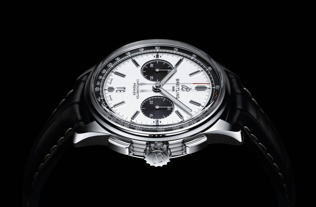 04_Premier_B01_Chronograph_42_with_silver_dial_and_black-alligator-leather_strap.jpg