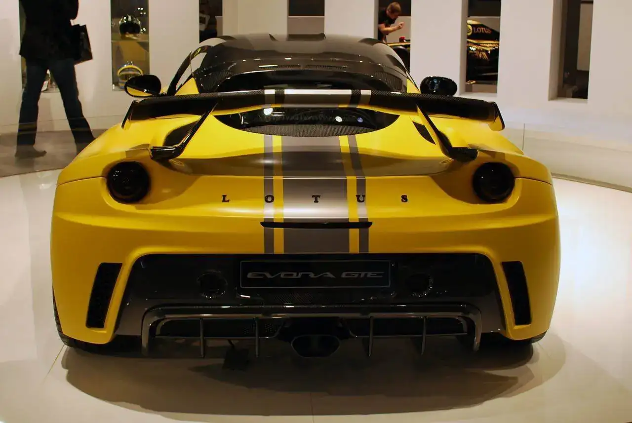 06lotus-evora-gteiaa11.webp