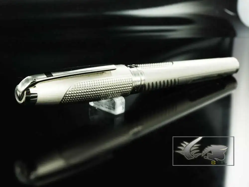 07-Fountain-Pen-481006-Used-in-Exhibition-481006-1.webp