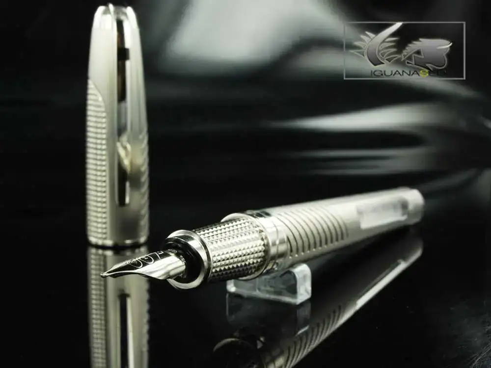 07-Fountain-Pen-481006-Used-in-Exhibition-481006-2.webp
