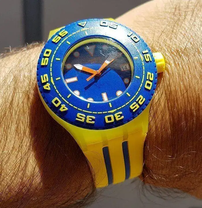 09. Swatch Playero.webp