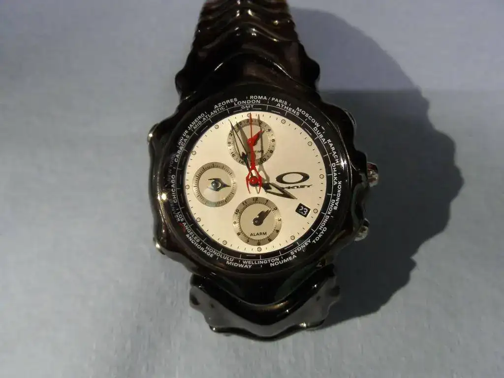 09m9Exq.webp