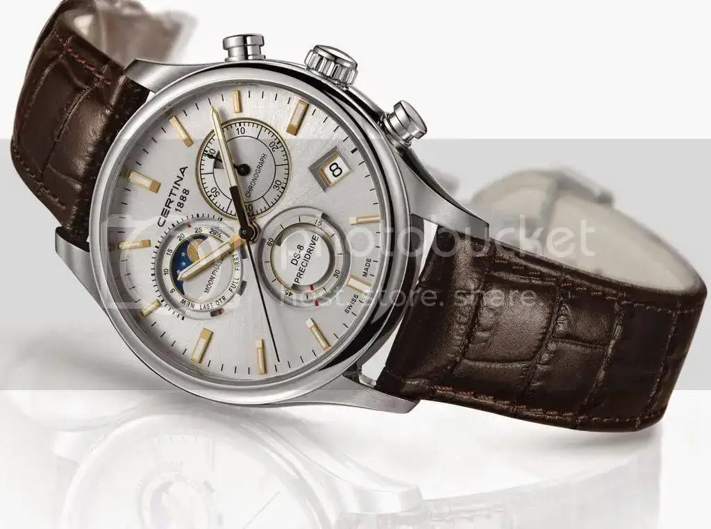 0DS-8%20Chronograph%20Moon%20Phase%202_zpskxpdr9hb.webp