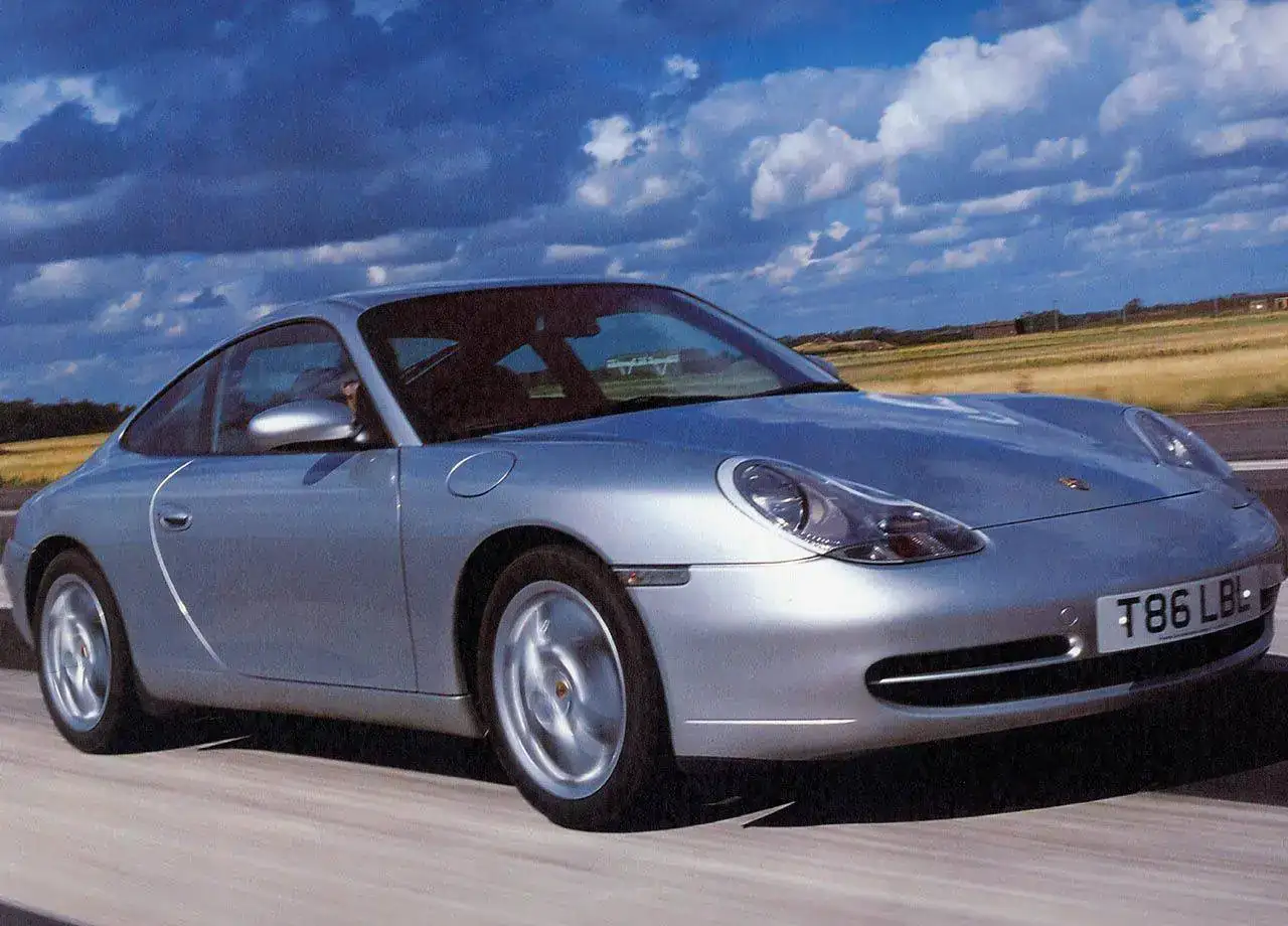 0Porsche%20911%20Carrera%204%20(996)%20Coupe%20f3q.webp