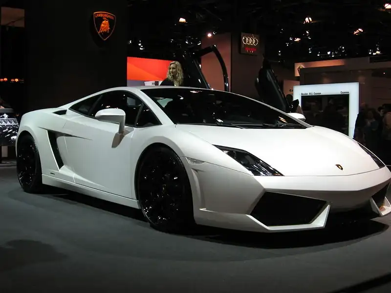 0px-Lamborghini_Gallardo_LP560-4_%28Front-Right%29.webp