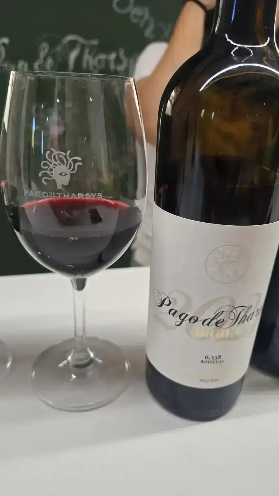 1000353696.webp