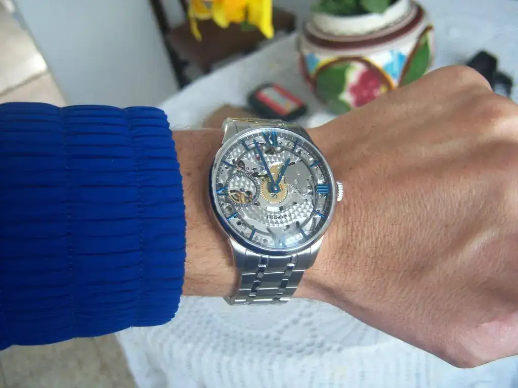 100_2223.webp