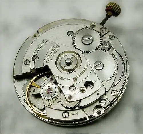100jewel_8b.webp