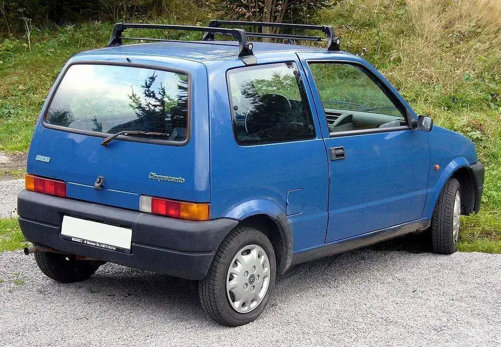 1024px-Fiat_Cinquecento_Heck.jpg