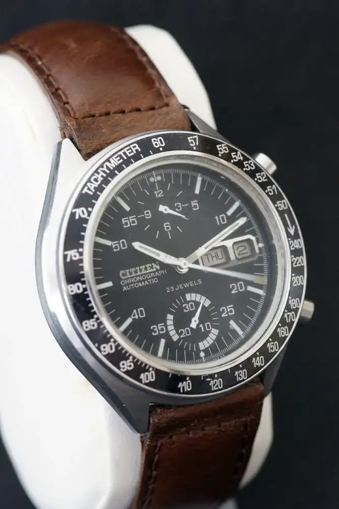 10a-citizen-speedy-meets-omega-speedy-black-speedy.webp