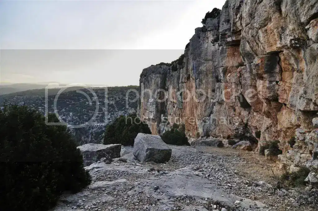 10Large_zps2dd4880b.webp