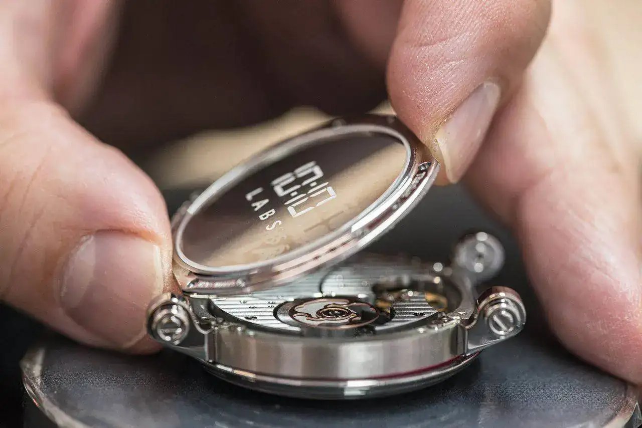 10TEN Labs_Making of 09.webp