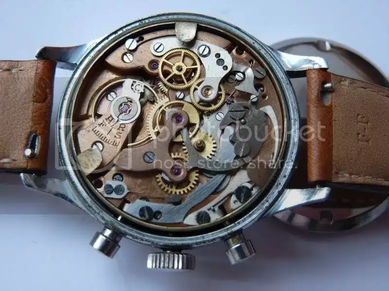 11%20incastar_%20landeron%20chronographesuiise.webp