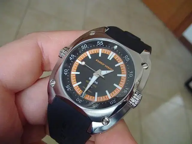 1174085536-amfibia-scuba-finally-my-wrist-dsc09644.webp