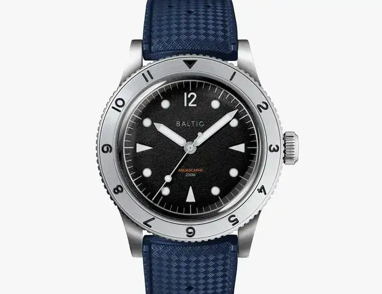 12-hour-bezel-watches-baltic-1594646929.webp