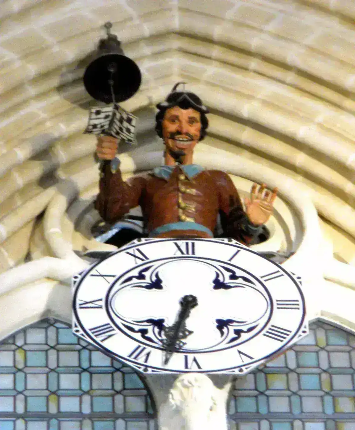 1200px-Burgos_-_Catedral_162_-_Papamoscas.jpg