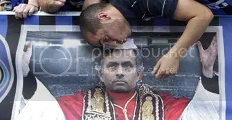 1246778743-tifosi-inter-jose-mourinho.webp