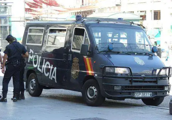 1280px-Citroen_spanish_police_3860-e1553437651799.webp
